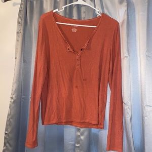 American Eagle Long Sleeve T-Shirt